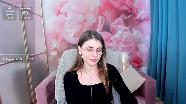 Snapshot of DemmyRose chatting on 02.26.26 DemmyRose online show from 02.26.26