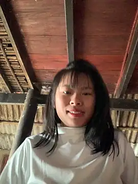 Snapshot of huttonmay358 chatting on 11.27.25 huttonmay358 online show from 11.27.25