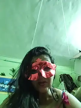 Snapshot of LOVE__RANI chatting on 05.27.26 LOVE RANI online show from 05.27.26