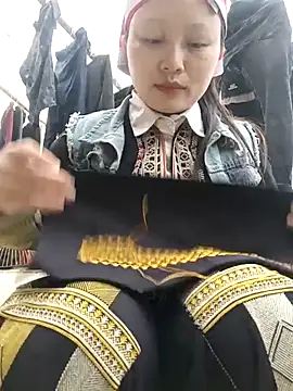 yoyo-mi online show from 02.17.26