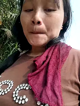 yoyo-mi online show from 04.15.26