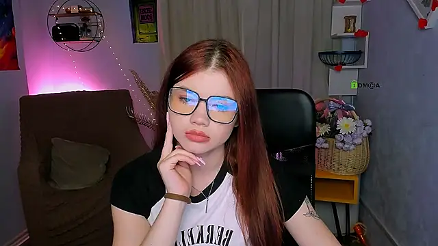 Snapshot of isabel_wave chatting on 06.28.26 isabel wave online show from 06.28.26