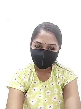 Snapshot of Green_LaDY66 chatting on 11.06.25 Green LaDY66 online show from 11.06.25