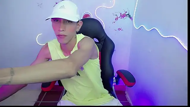 The latin boy online show from 11.20.25