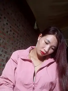 Snapshot of HGiasexy69 chatting on 12.21.25 HGiasexy69 online show from 12.21.25