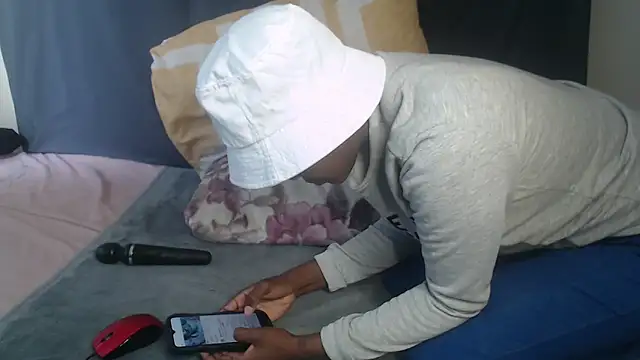 MarbleGoddess96 online show from 11.28.25