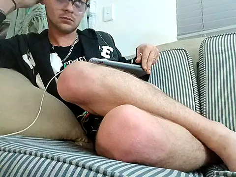 THOMMONSTER5299 online show from 11.18.25