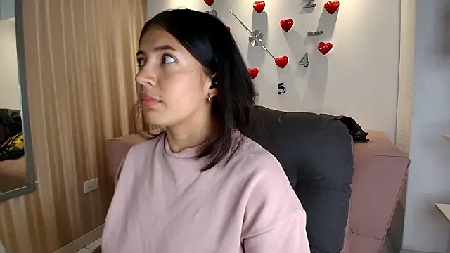 KamyGlam online show from 03.03.26