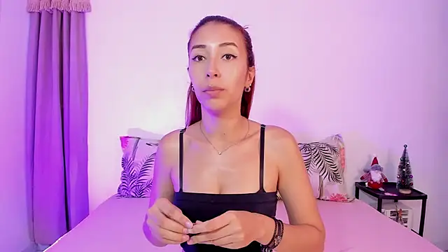 julialex  online show from 11.24.25