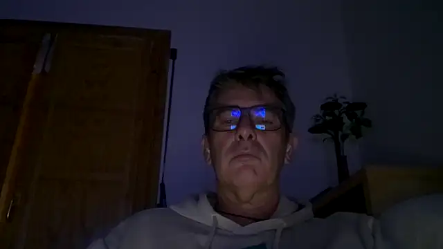 miangelpt online show from 10.28.25