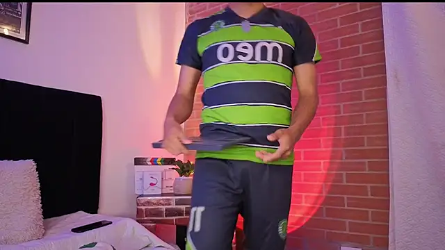 Snapshot of jaiden_thoner chatting on 02.10.26 jaiden thoner online show from 02.10.26