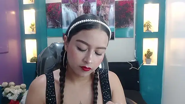 gygyfox online show from 12.17.25