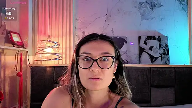 Im-Lola online show from 04.19.26