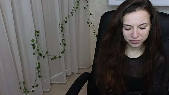 Snapshot of Ulyanix chatting on 02.25.26 Ulyanix online show from 02.25.26