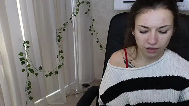 Snapshot of Ulyanix chatting on 02.28.26 Ulyanix online show from 02.28.26