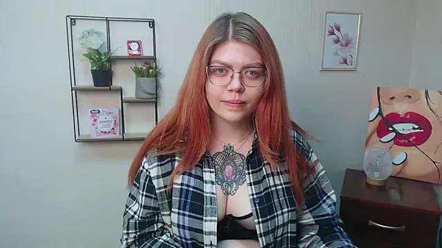 Snapshot of Lina_ri_ chatting on 11.20.25 Lina ri online show from 11.20.25