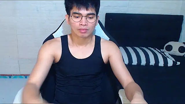 Asian France Angeloo online show from 01.13.26