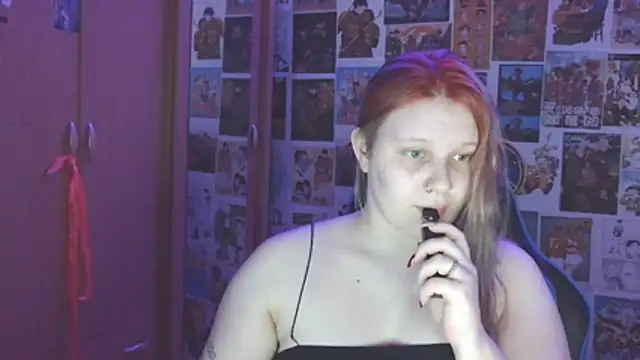 Snapshot of FoxPlayXX chatting on 07.15.26 FoxPlayXX online show from 07.15.26
