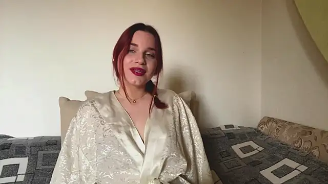 Snapshot of EmiIyMorgan chatting on 11.07.25 EmiIyMorgan online show from 11.07.25