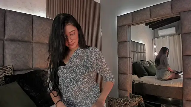 Snapshot of BrigitteVons chatting on 01.15.26 BrigitteVons online show from 01.15.26