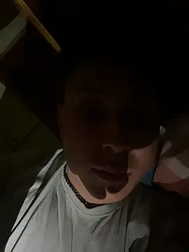 Snapshot of Dominick258 chatting on 10.31.25 Dominick258 online show from 10.31.25