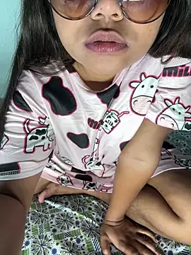 Cuty Pussy1 online show from 02.25.26