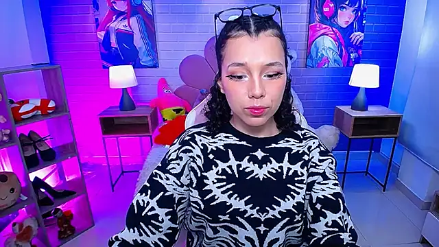 Snapshot of roseefancy19 chatting on 02.18.26 roseefancy19 online show from 02.18.26