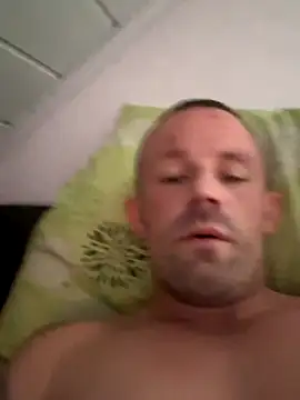 Snapshot of superbertok chatting on 11.20.25 superbertok online show from 11.20.25