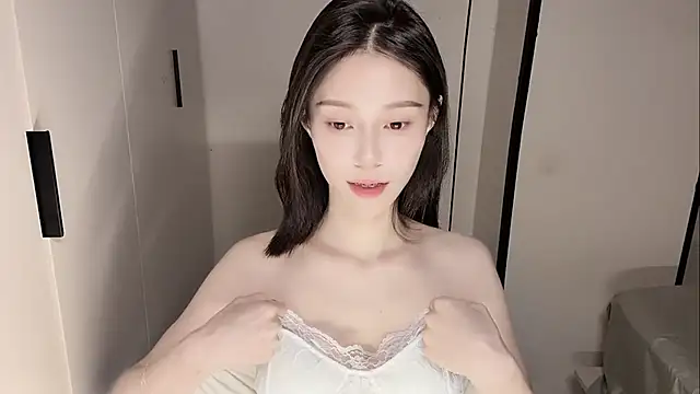 Snapshot of yuyu-33 chatting on 11.19.25 yuyu-33 online show from 11.19.25