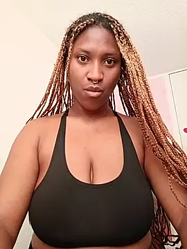 Snapshot of EvonyFoxxx chatting on 07.12.26 EvonyFoxxx online show from 07.12.26