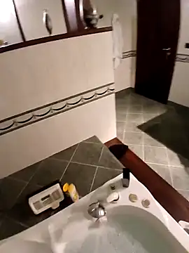 Snapshot of pino870 chatting on 12.18.25 pino870 online show from 12.18.25