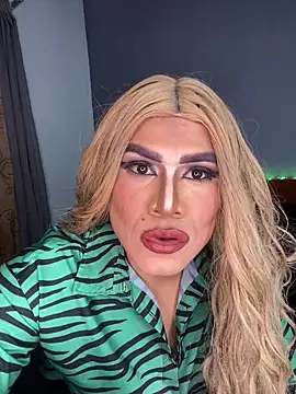 Snapshot of melani_ferraraa_ chatting on 04.18.26 melani ferraraa online show from 04.18.26