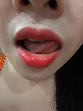 Okleotina9 online show from 05.18.26