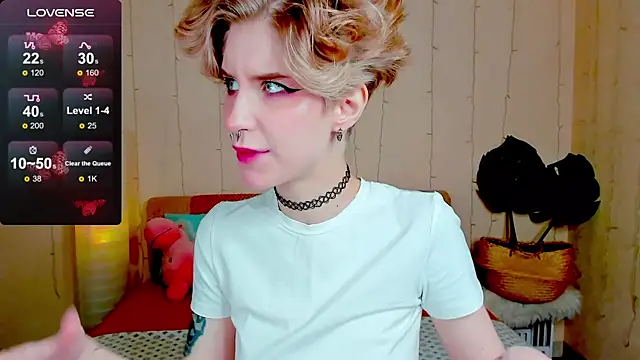 Angel Julles online show from 11.15.25