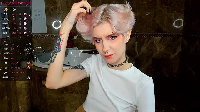 Angel Julles online show from 12.19.25