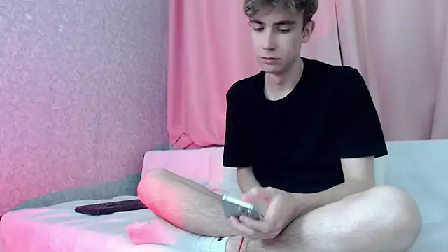 Harvey foster online show from 12.17.25