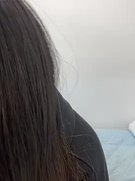 Snapshot of emiri_da_nyan chatting on 05.05.26 emiri da nyan online show from 05.05.26
