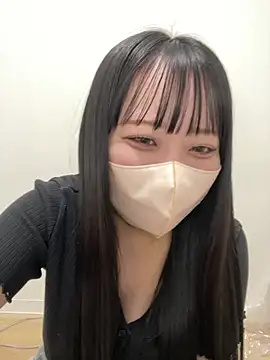 Snapshot of emiri_da_nyan chatting on 06.17.26 emiri da nyan online show from 06.17.26