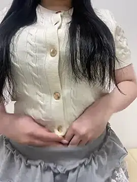 Snapshot of emiri_da_nyan chatting on 06.20.26 emiri da nyan online show from 06.20.26
