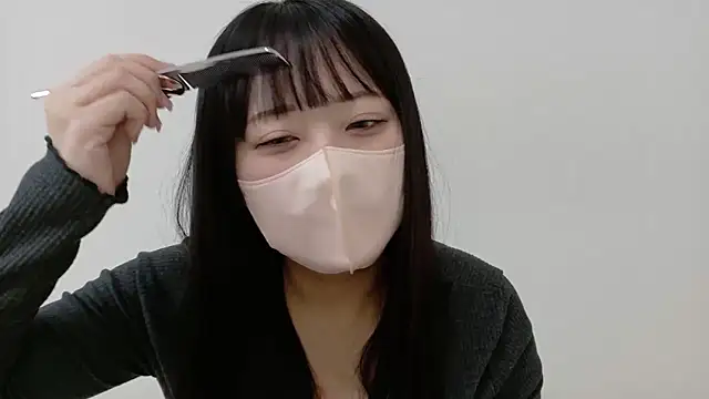 Snapshot of emiri_da_nyan chatting on 06.27.26 emiri da nyan online show from 06.27.26