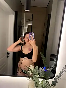  Elizabeth Brown online show from 11.19.25