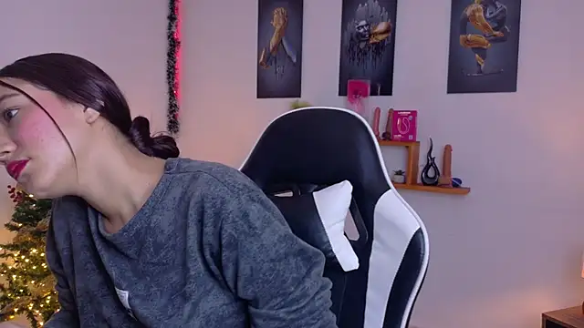 valeria aragon1107 online show from 12.17.25