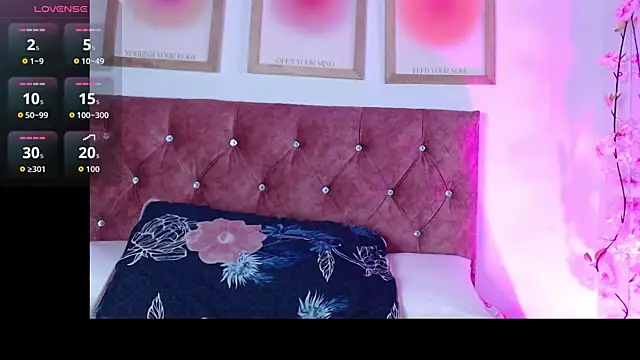 Madisonkay online show from 11.21.25