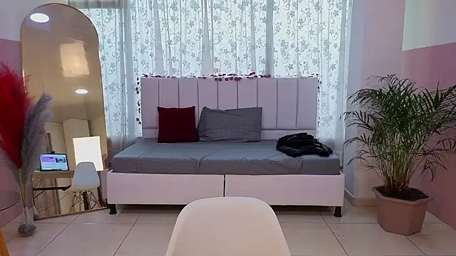 alaia skater online show from 01.16.26