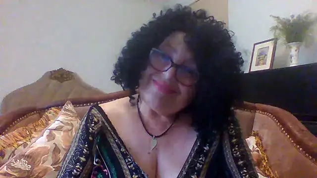Snapshot of Milaniya606 chatting on 08.04.26 Milaniya606 online show from 08.04.26