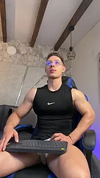 Snapshot of MAXTHOMSON chatting on 02.26.26 MAXTHOMSON online show from 02.26.26