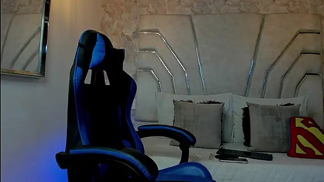 MAXTHOMSON online show from 03.19.26