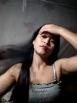 Snapshot of Alice-567 chatting on 11.04.25 Alice-567 online show from 11.04.25