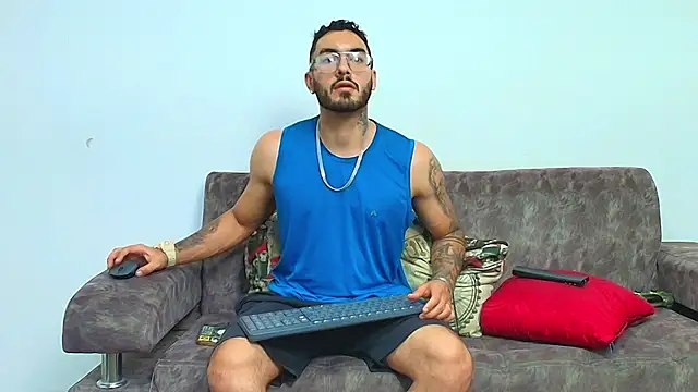 Snapshot of thebadboys05 chatting on 06.17.26 thebadboys05 online show from 06.17.26