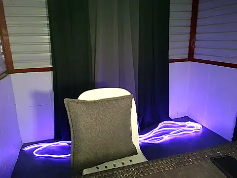 xwildflowerx online show from 04.12.26